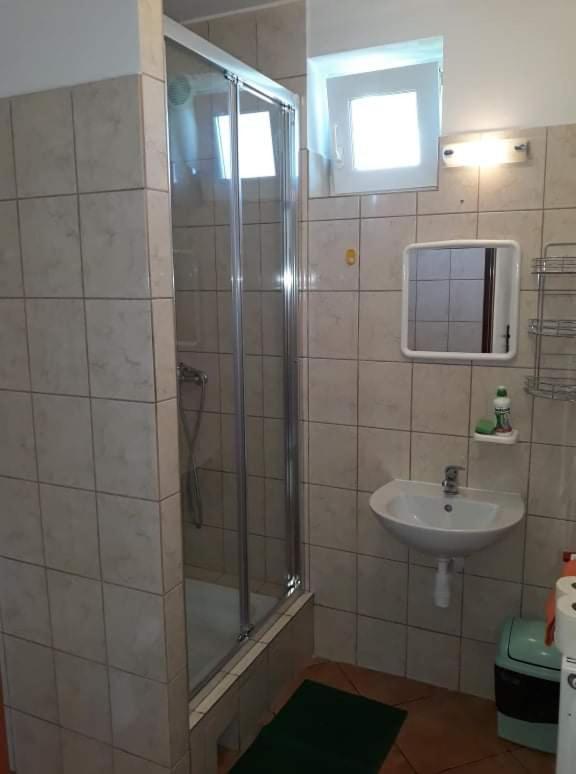 Pokoje Goscinne U Piotra Ustronie Morskie Exterior photo